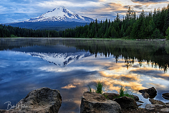Sunrise on Mount Hood, Oregon as viewed from Trillium Lake